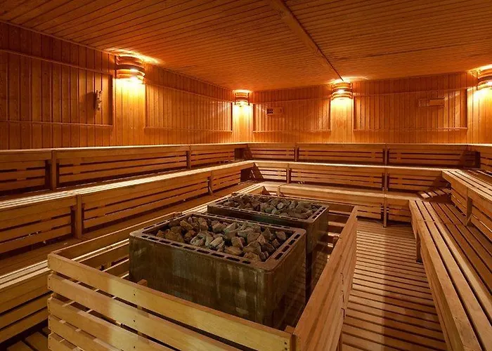 厄尔巴岛埃斯特波纳海水浴温泉酒店 酒店 5*